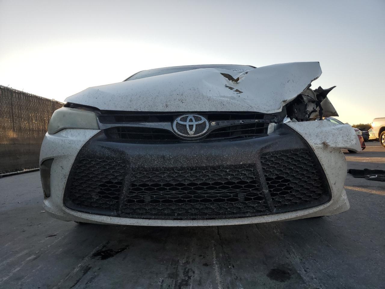 2015 TOYOTA CAMRY