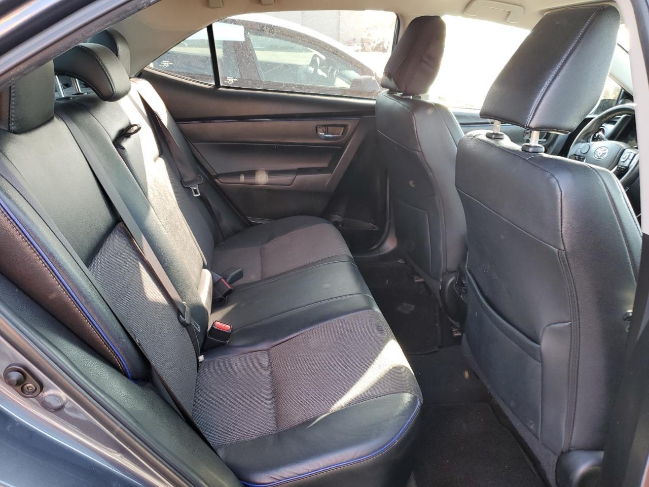 2017 TOYOTA COROLLA