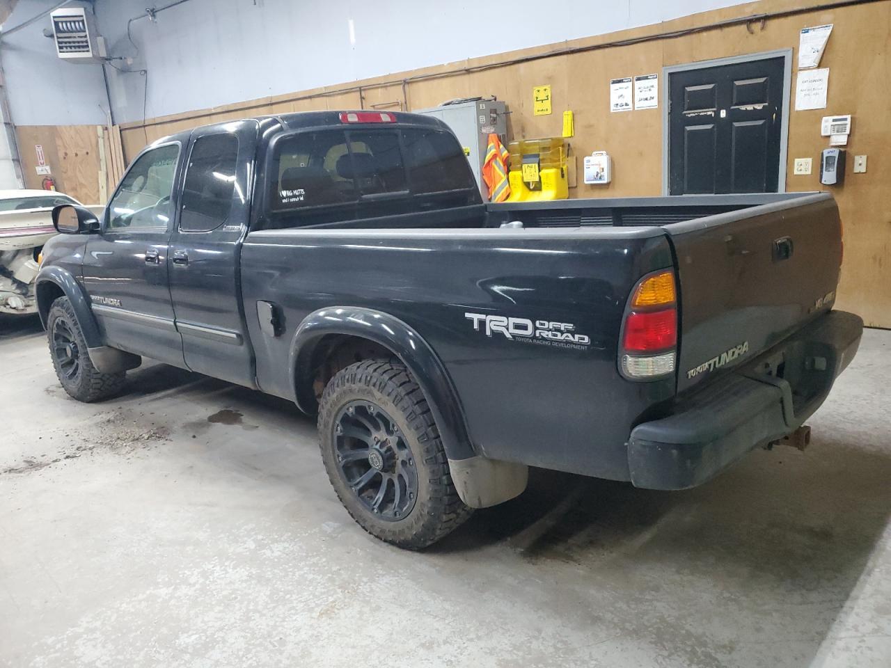 2003 TOYOTA TUNDRA