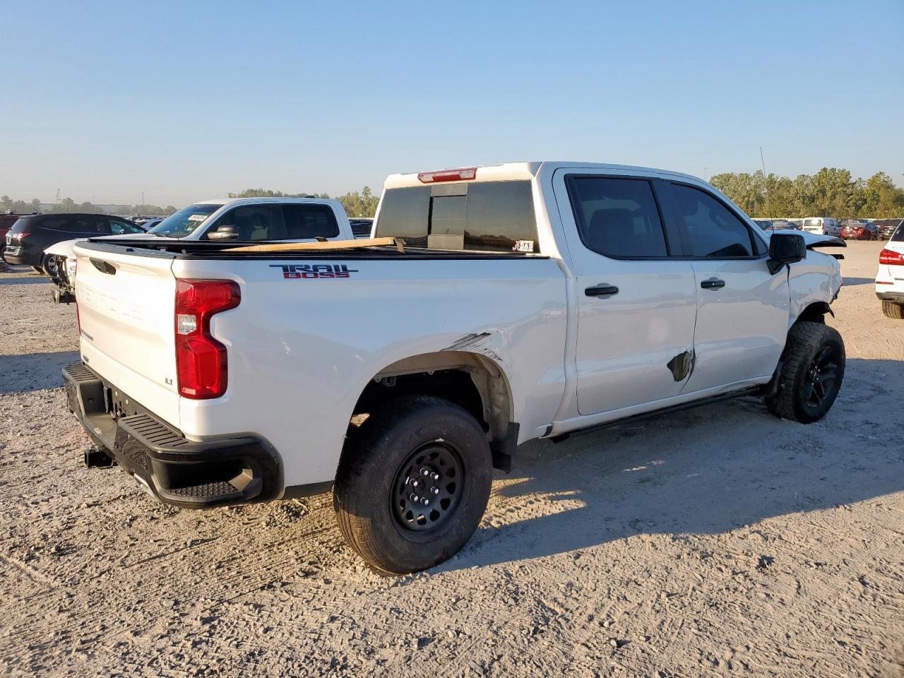 2023 CHEVROLET Silverado