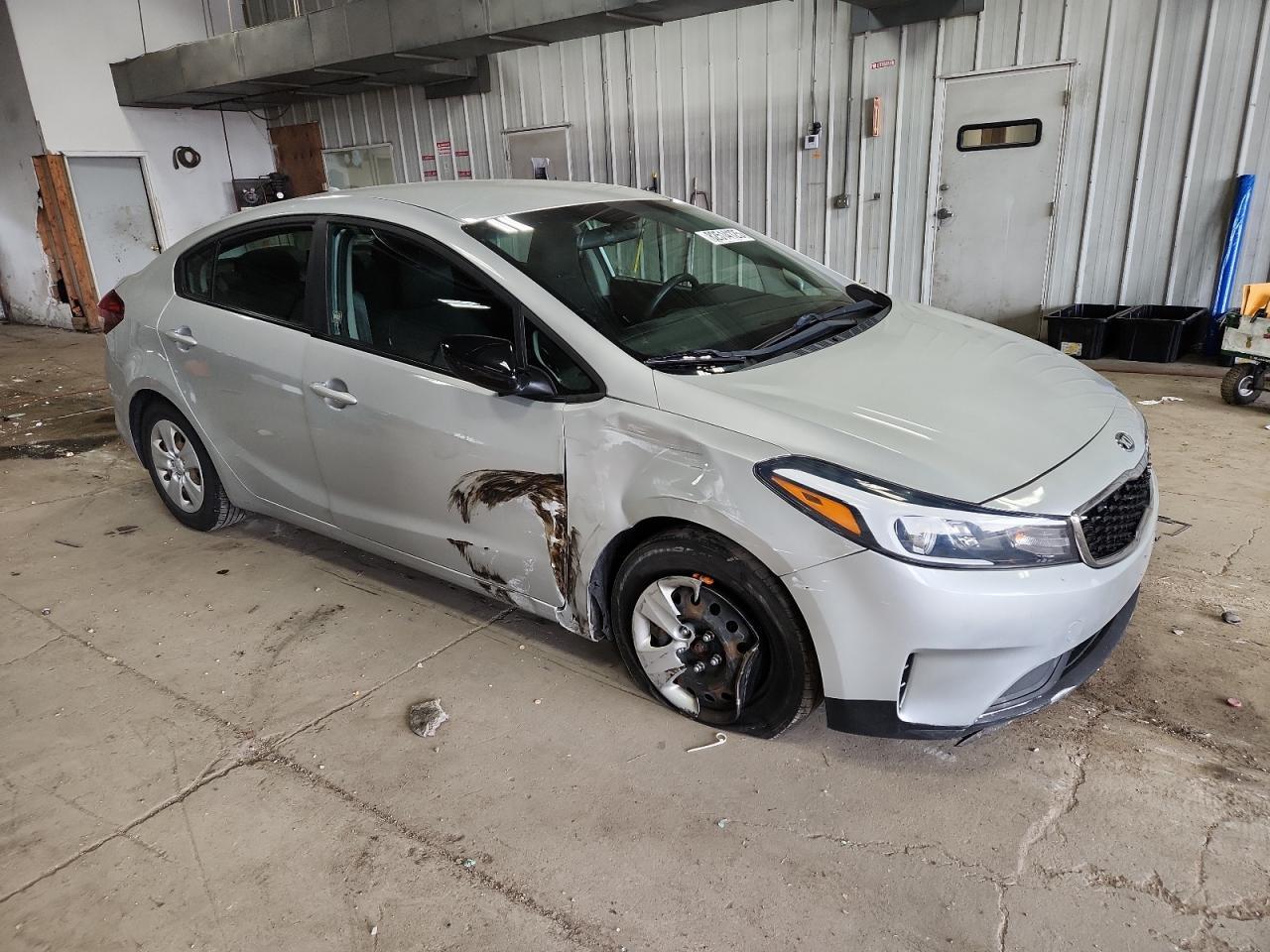 2017 KIA FORTE