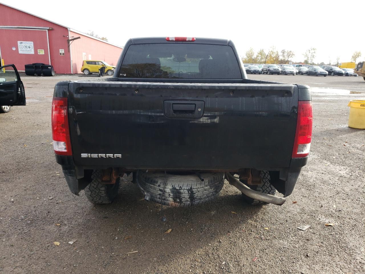 2010 GMC Sierra