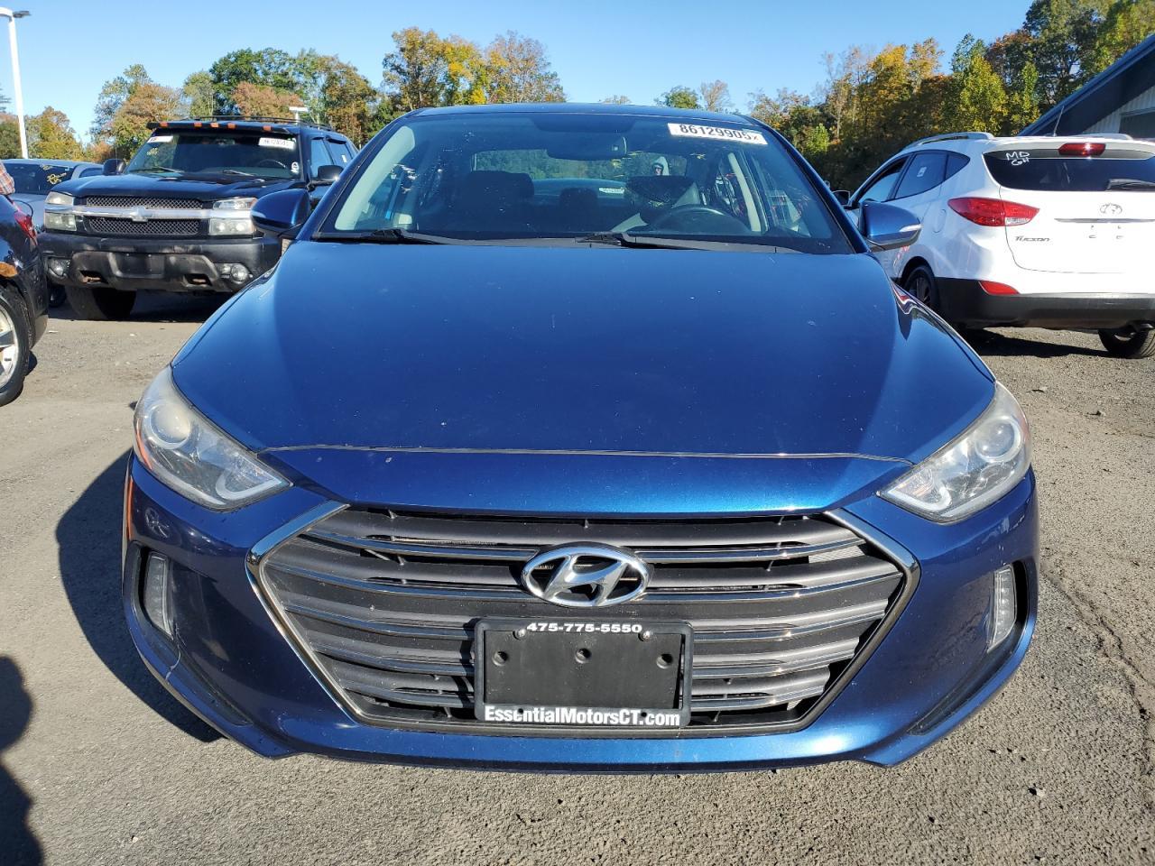 2017 HYUNDAI ELANTRA