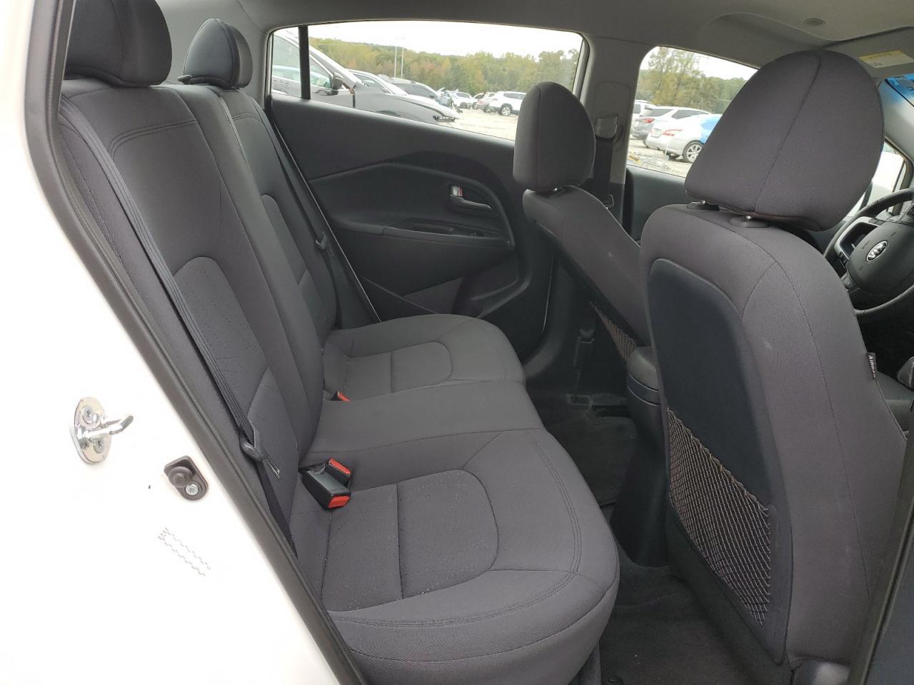 2013 KIA RIO