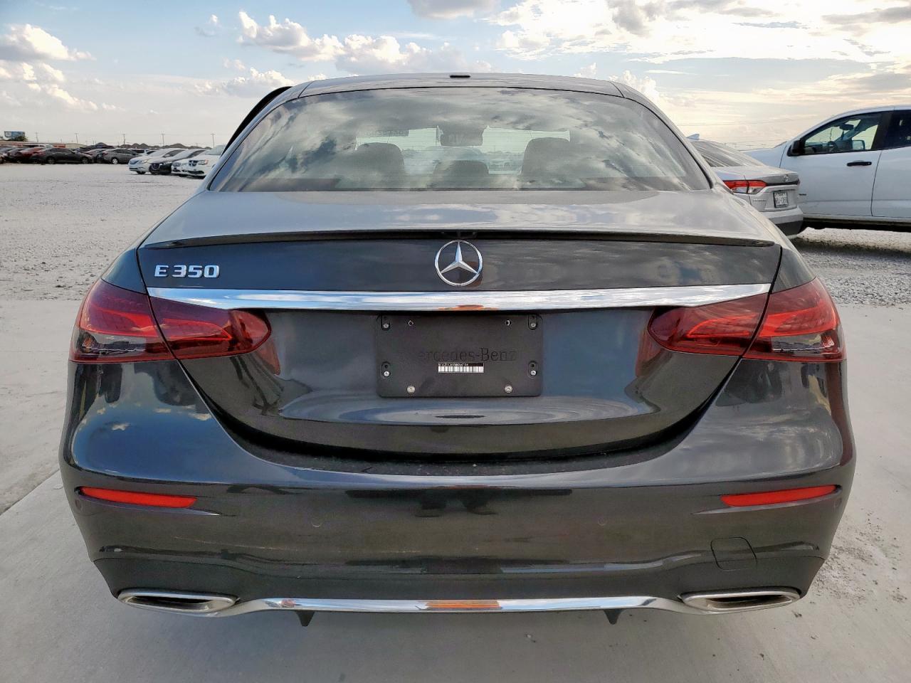 2022 MERCEDES-BENZ E-Class