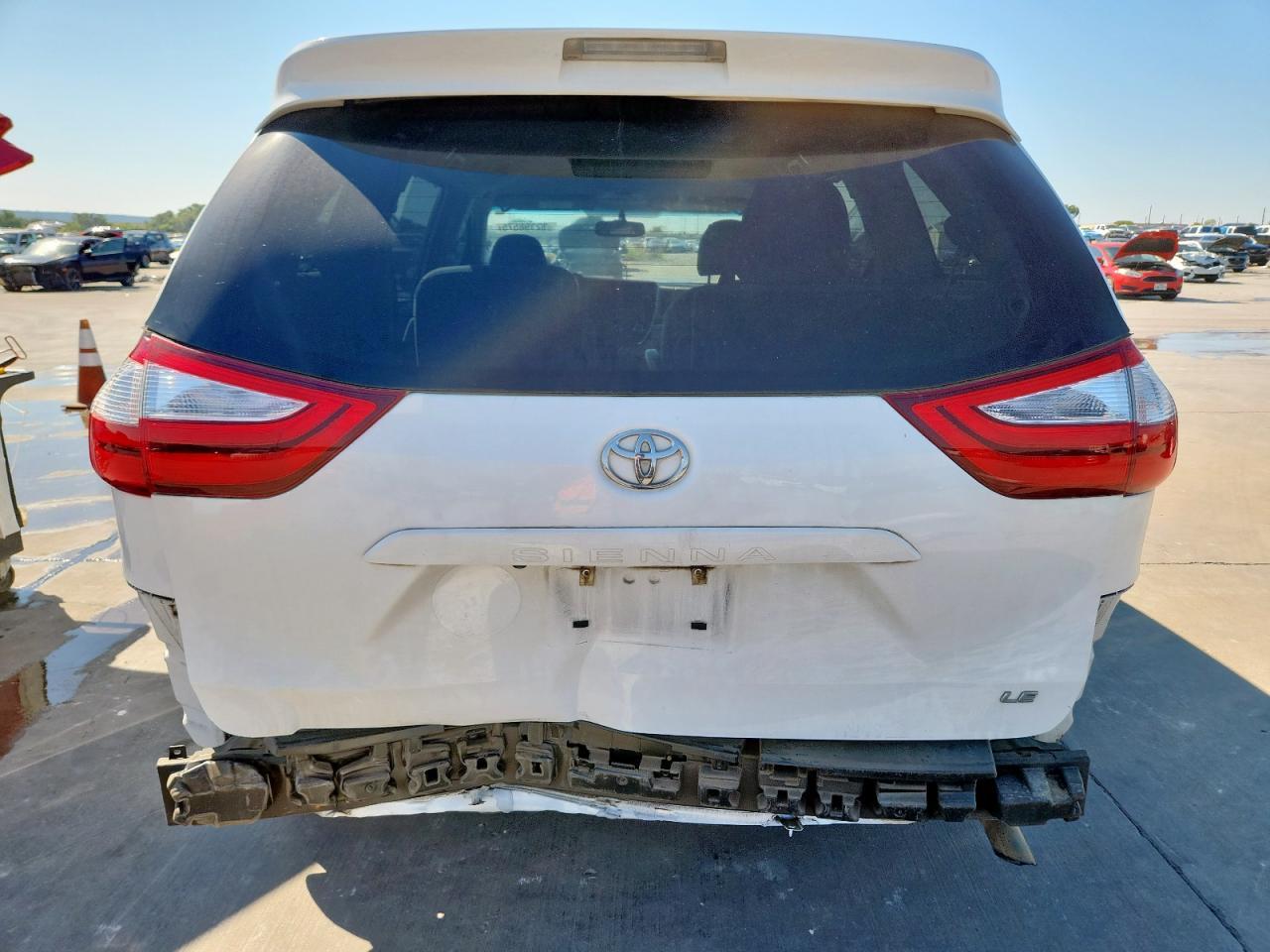 2017 TOYOTA SIENNA