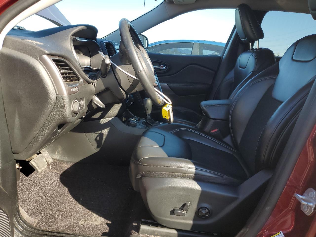2019 JEEP CHEROKEE