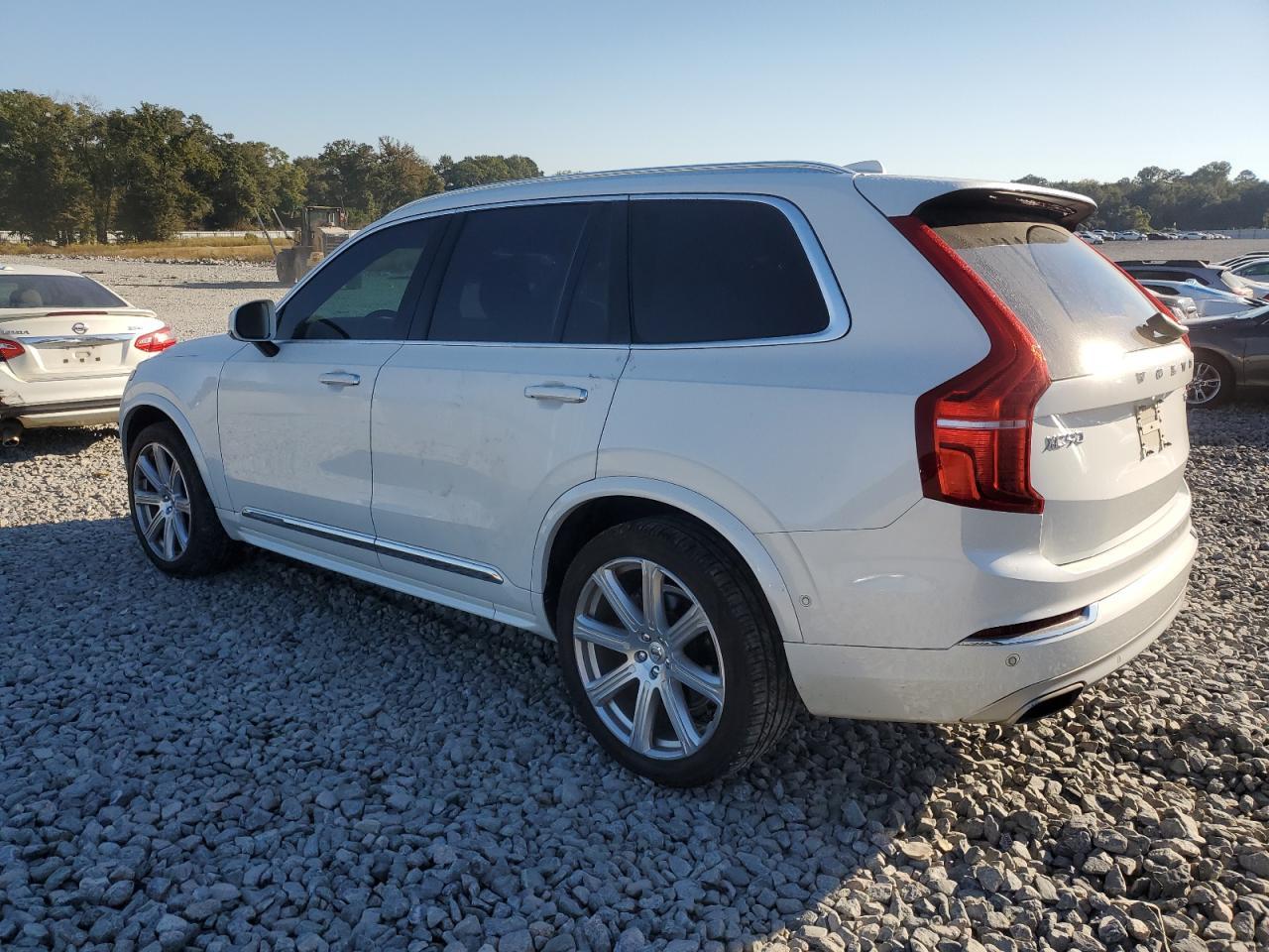 2019 VOLVO XC90