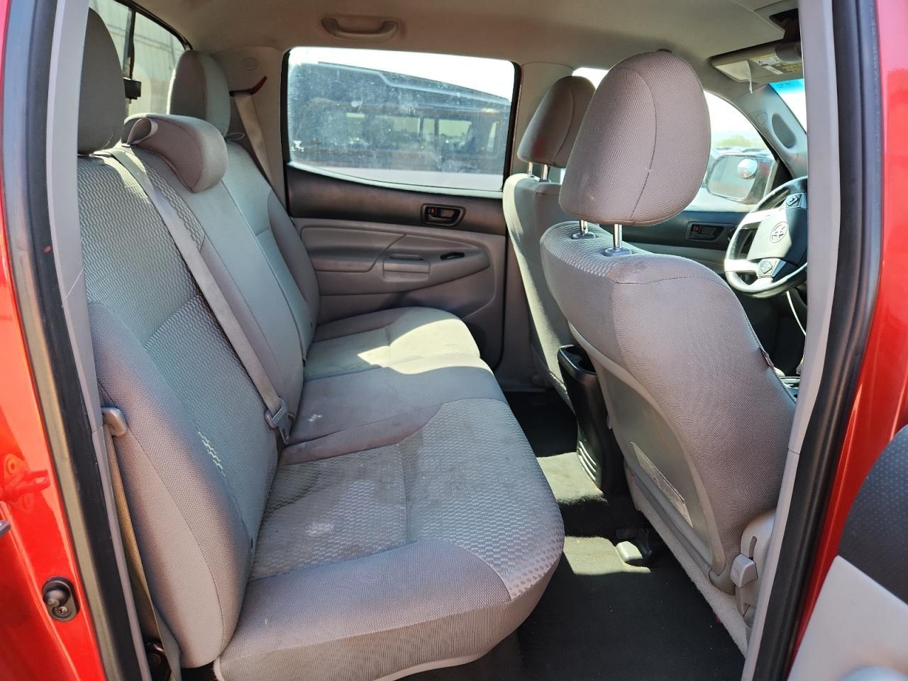 2015 TOYOTA TACOMA