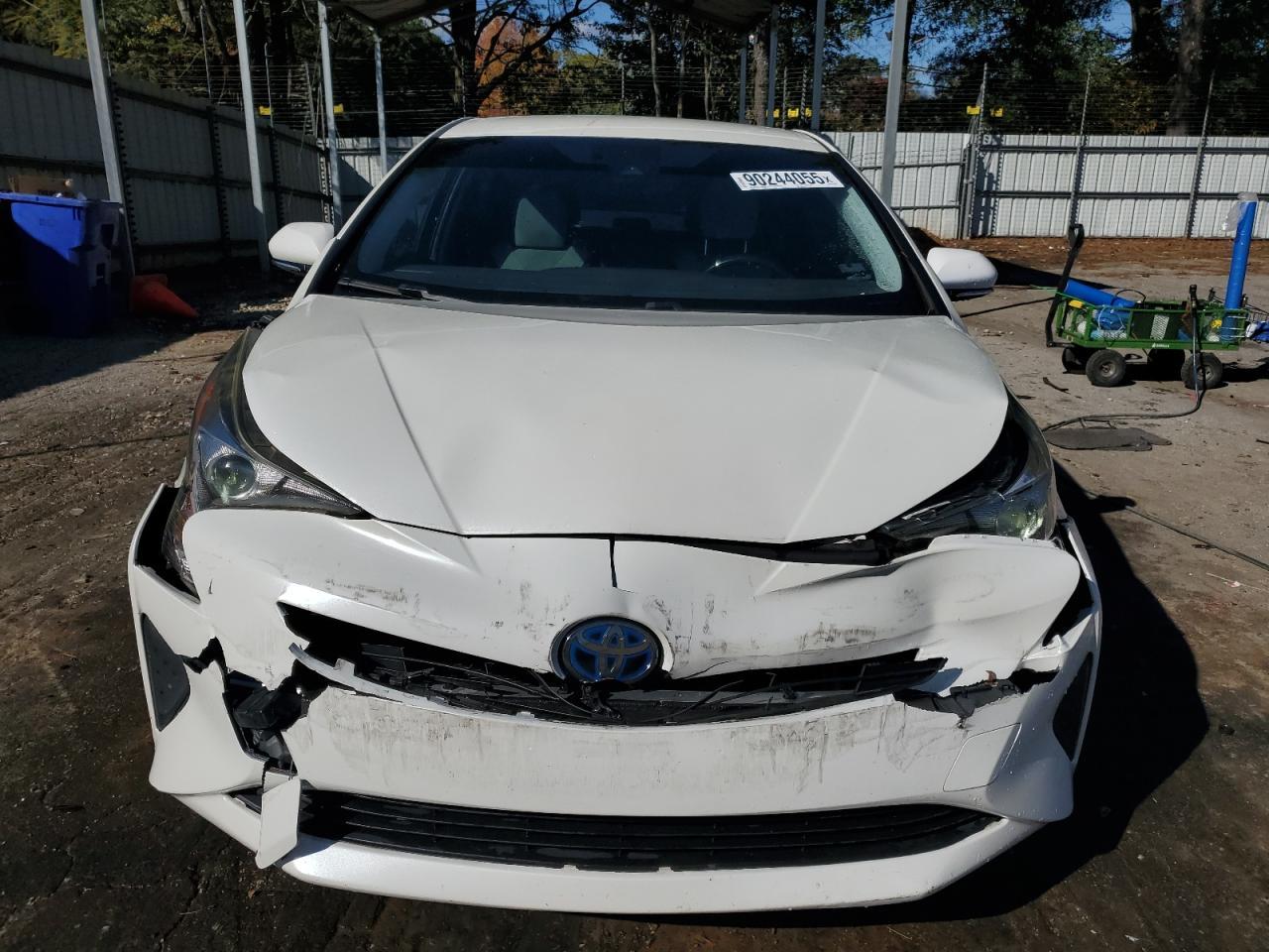 2017 TOYOTA PRIUS