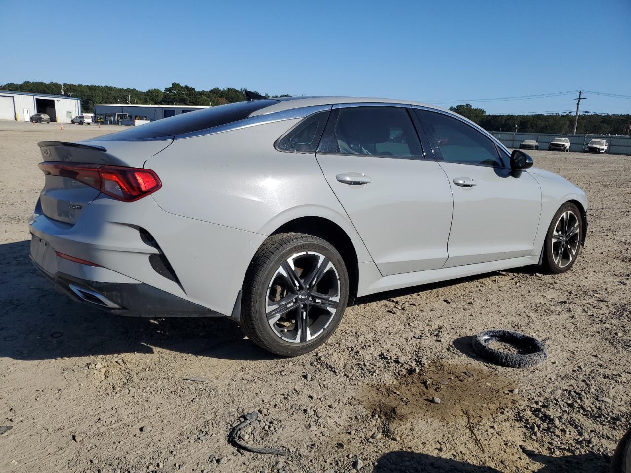 2022 KIA K5