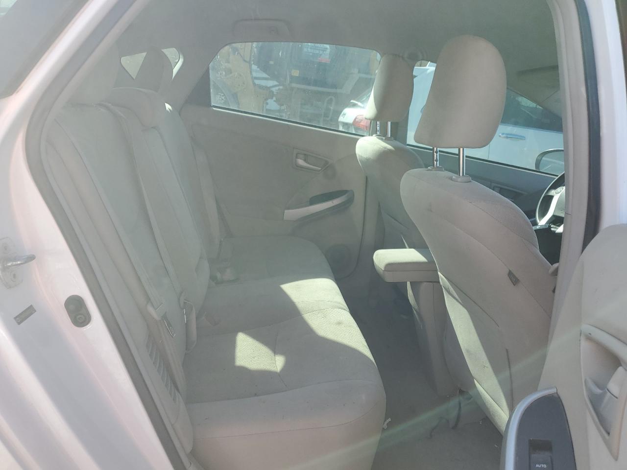 2011 TOYOTA PRIUS
