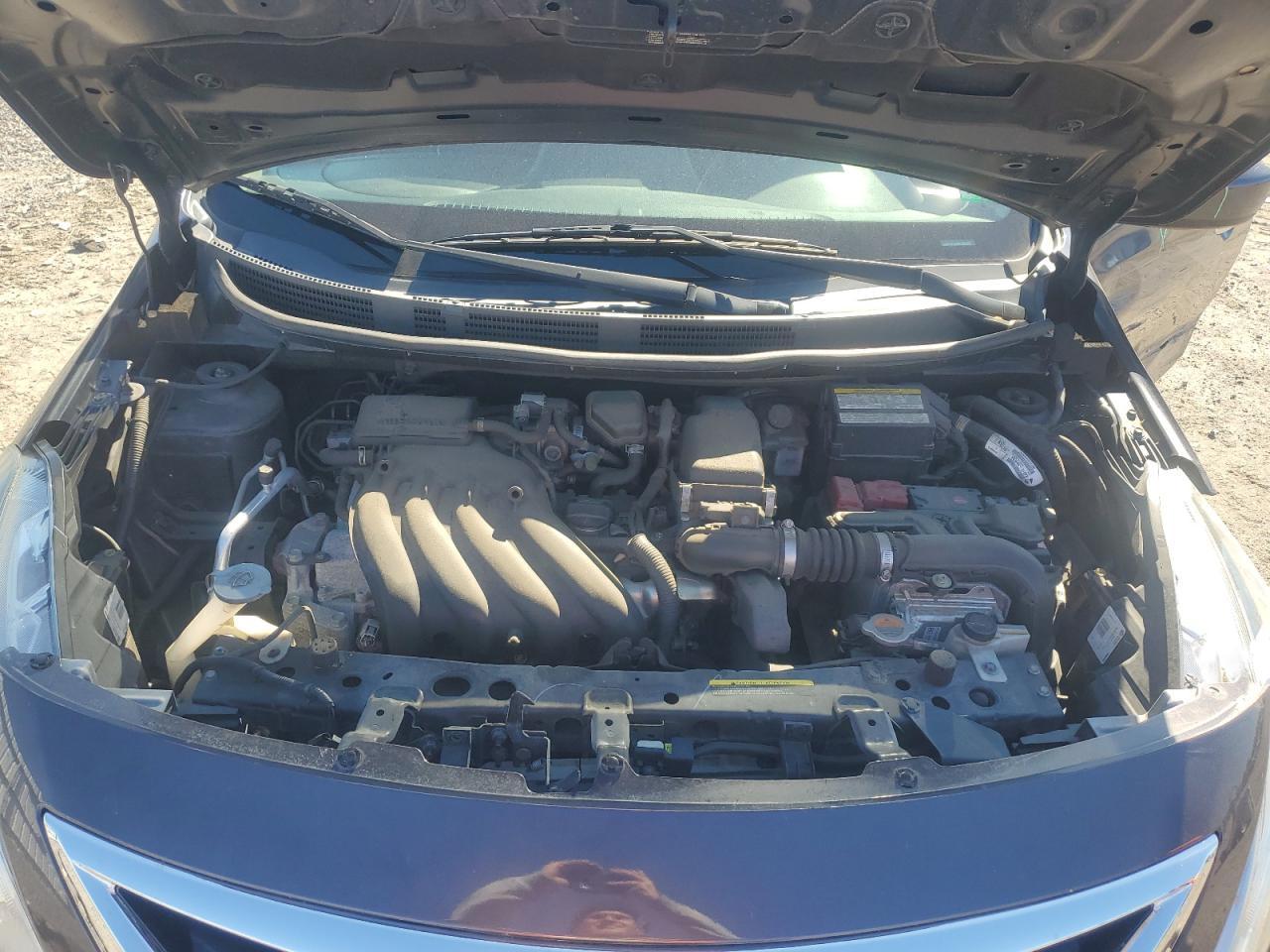 2015 NISSAN VERSA
