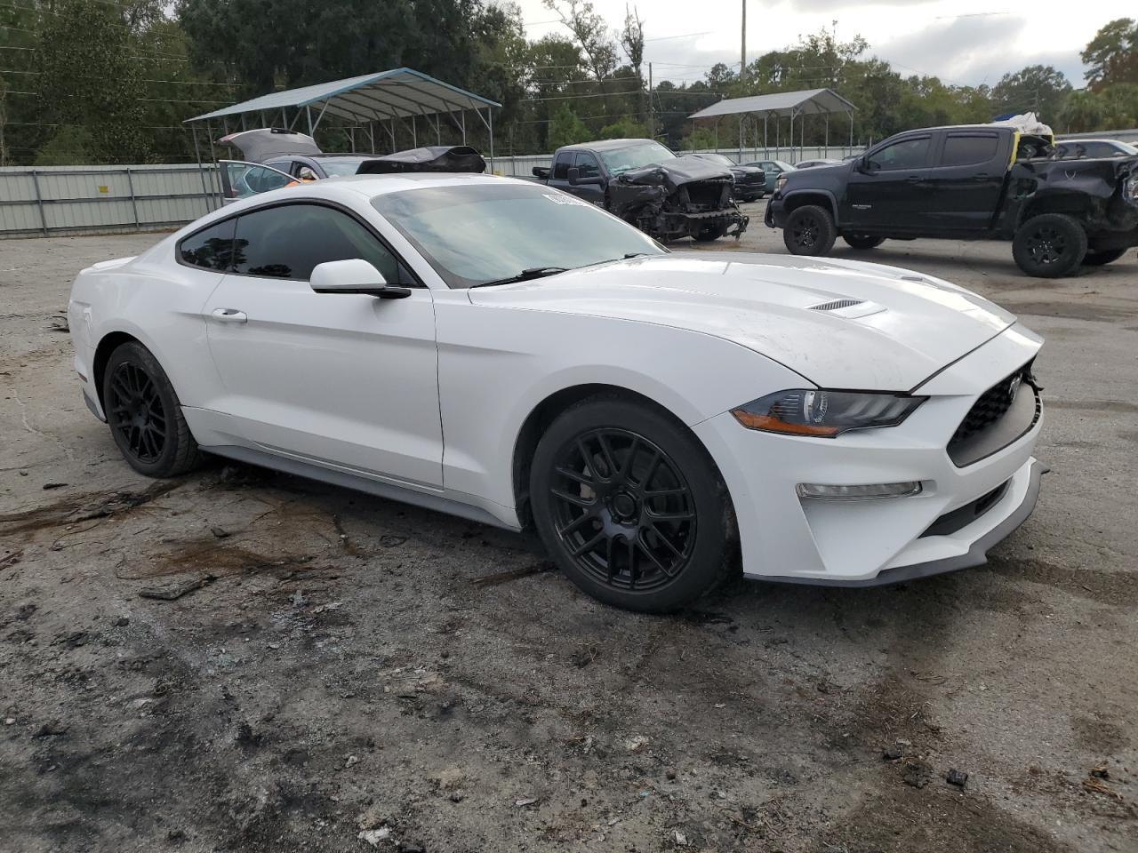 2020 FORD MUSTANG