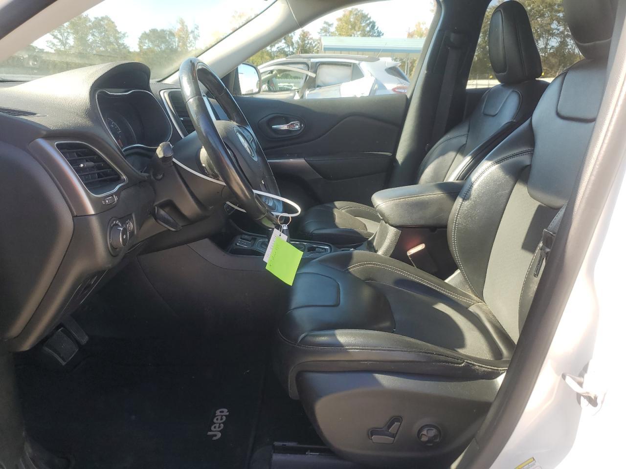 2019 JEEP CHEROKEE
