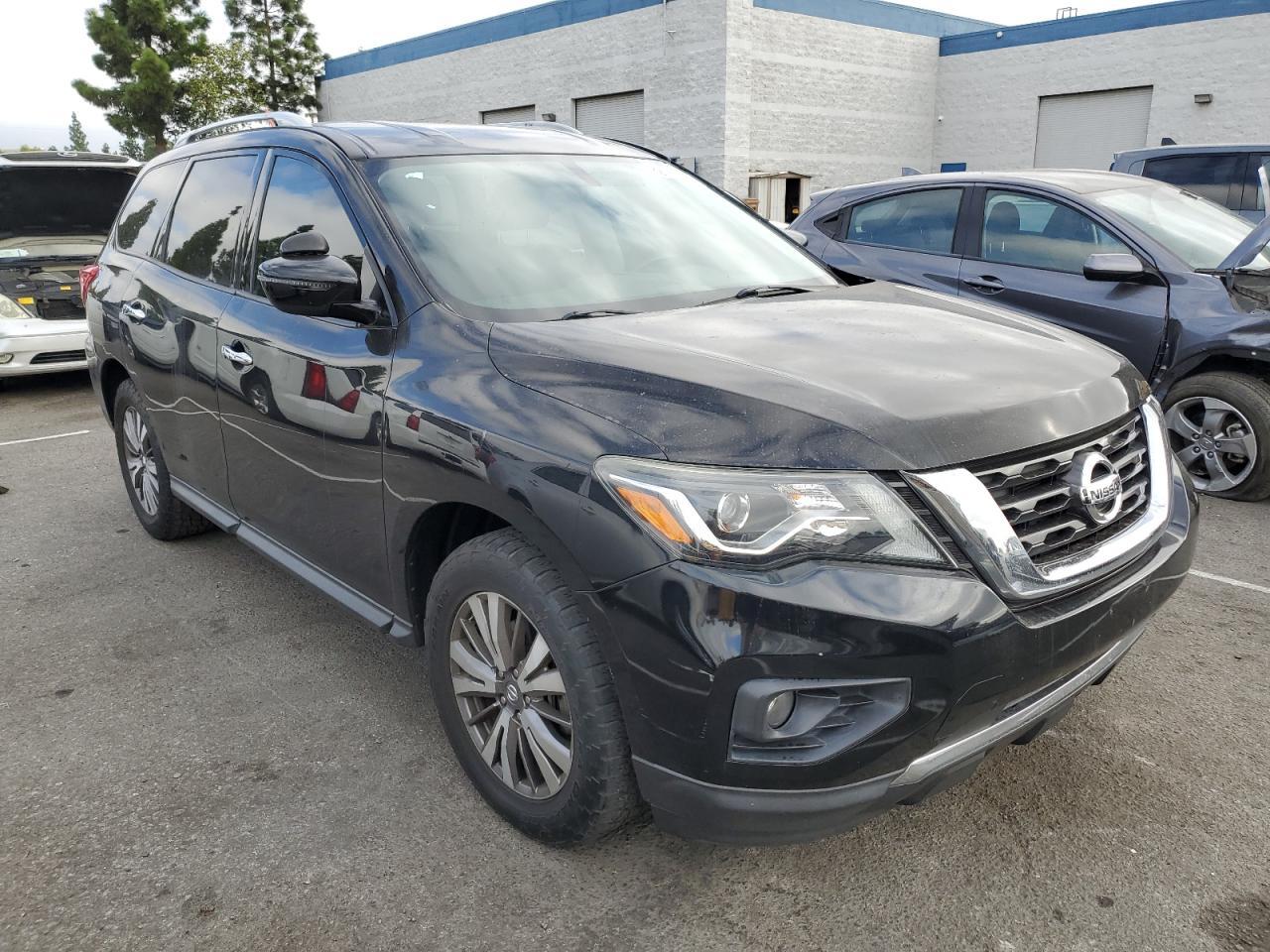 2018 NISSAN PATHFINDER