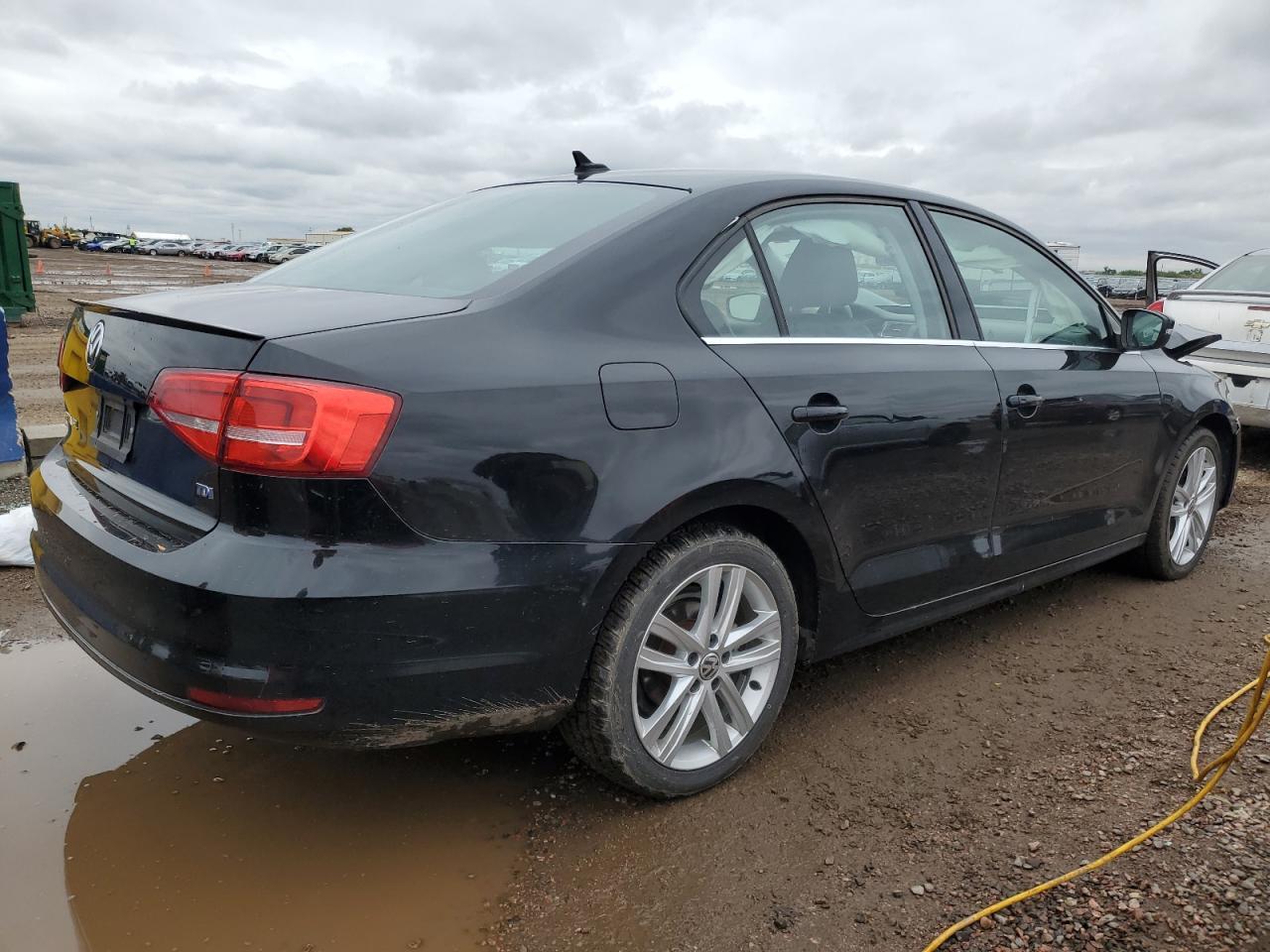 2015 VOLKSWAGEN JETTA