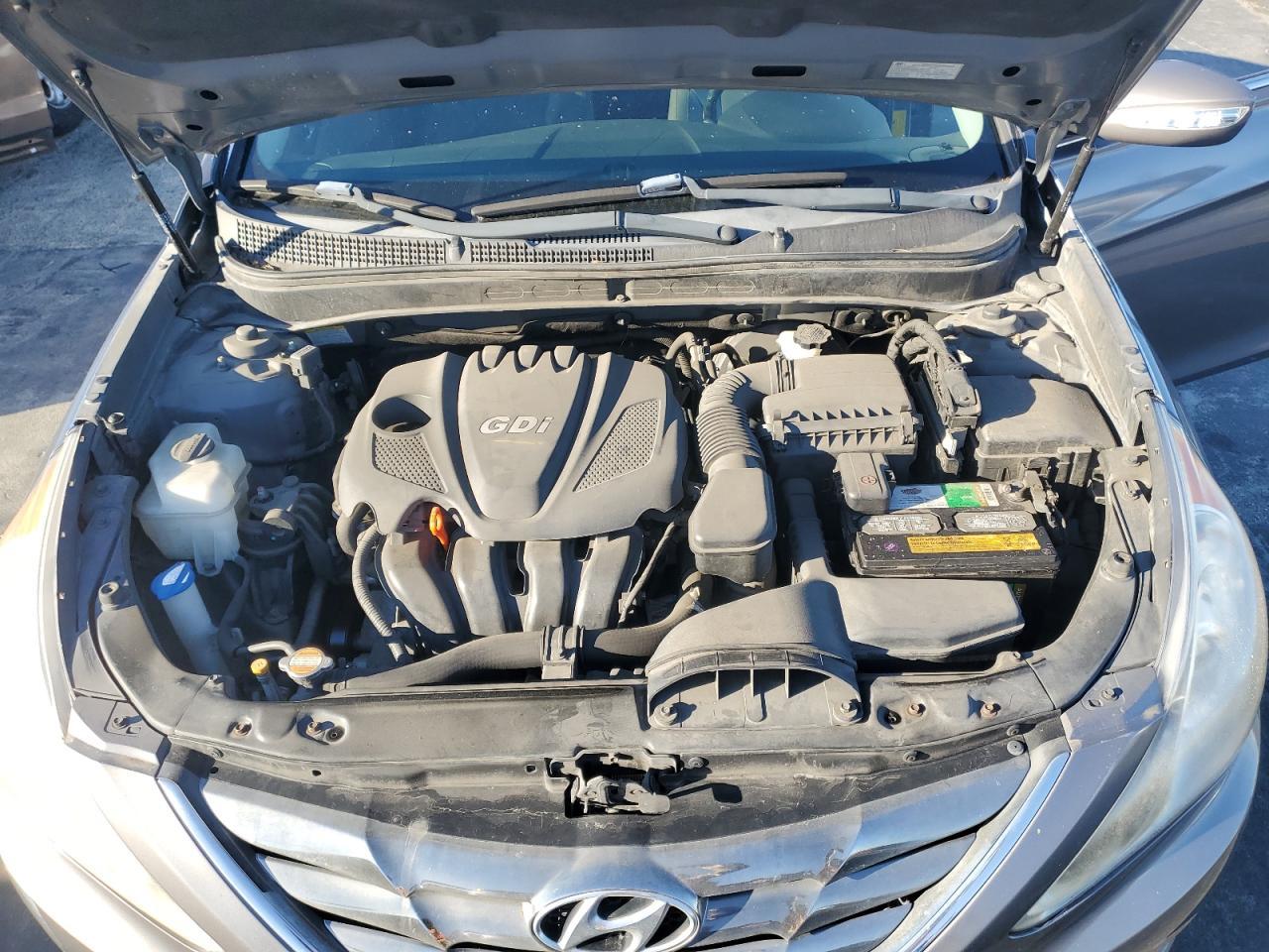2011 HYUNDAI SONATA