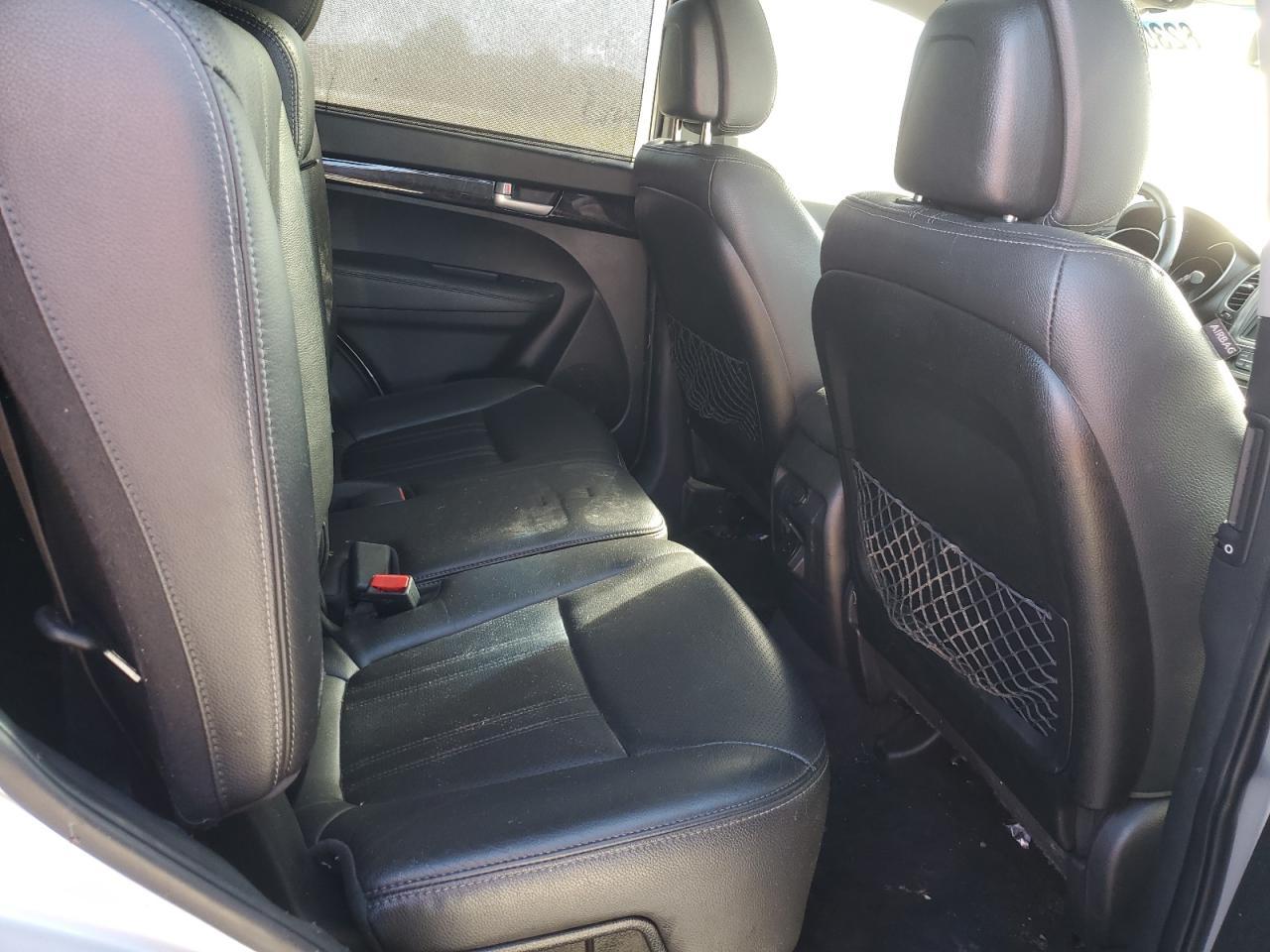2015 KIA SORENTO
