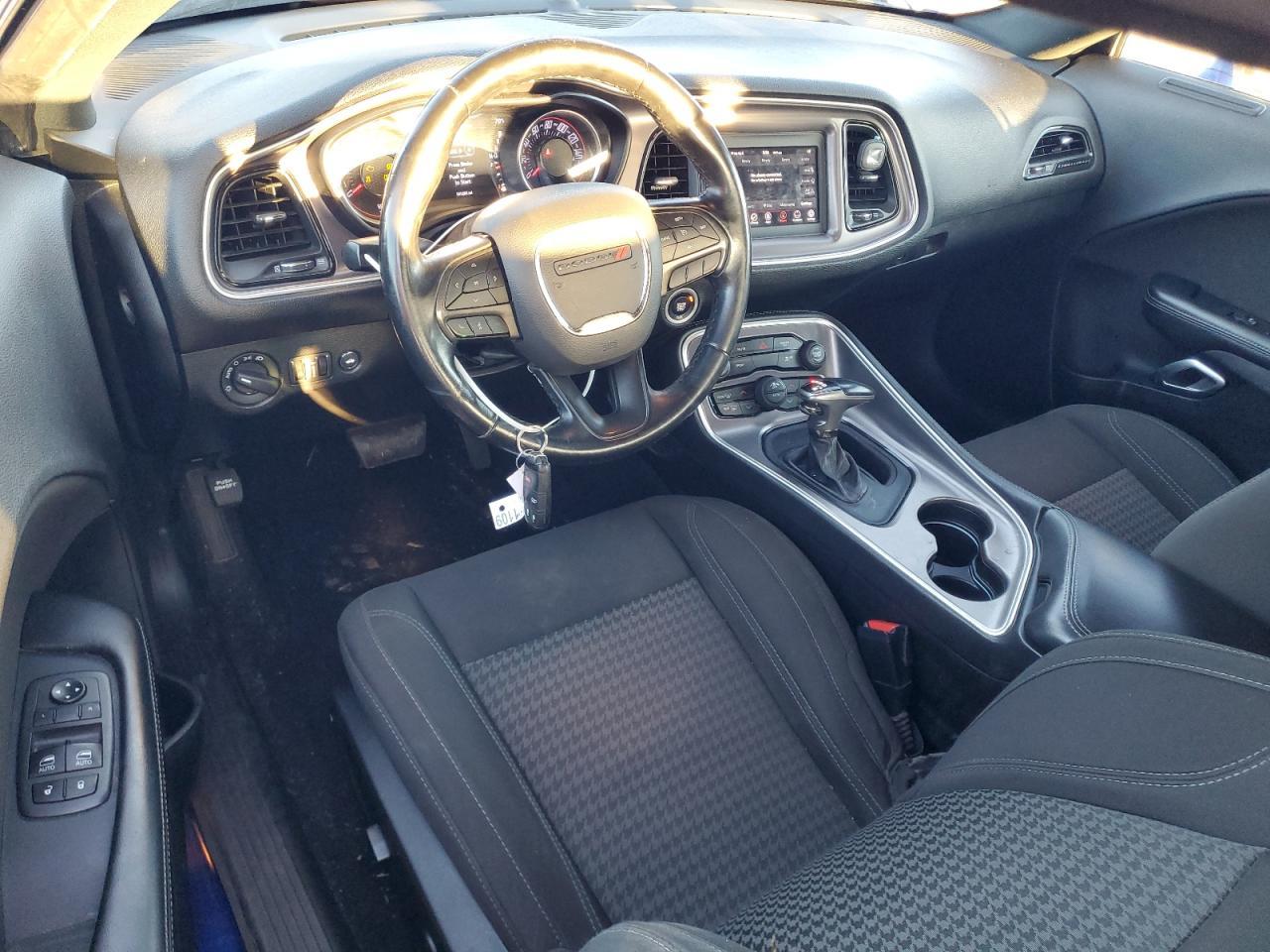 2019 DODGE Challenger