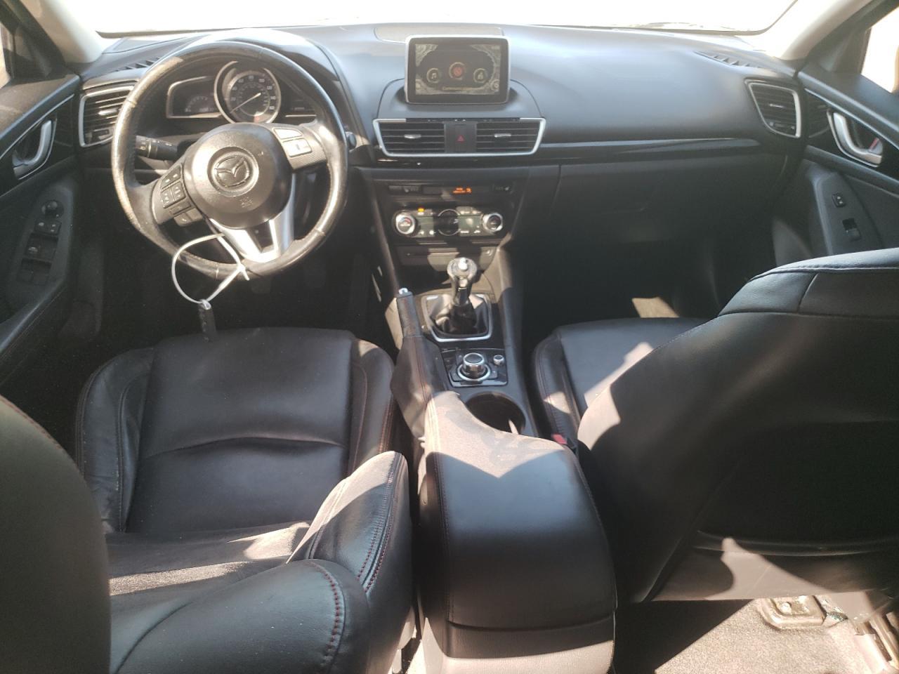 2015 MAZDA 3