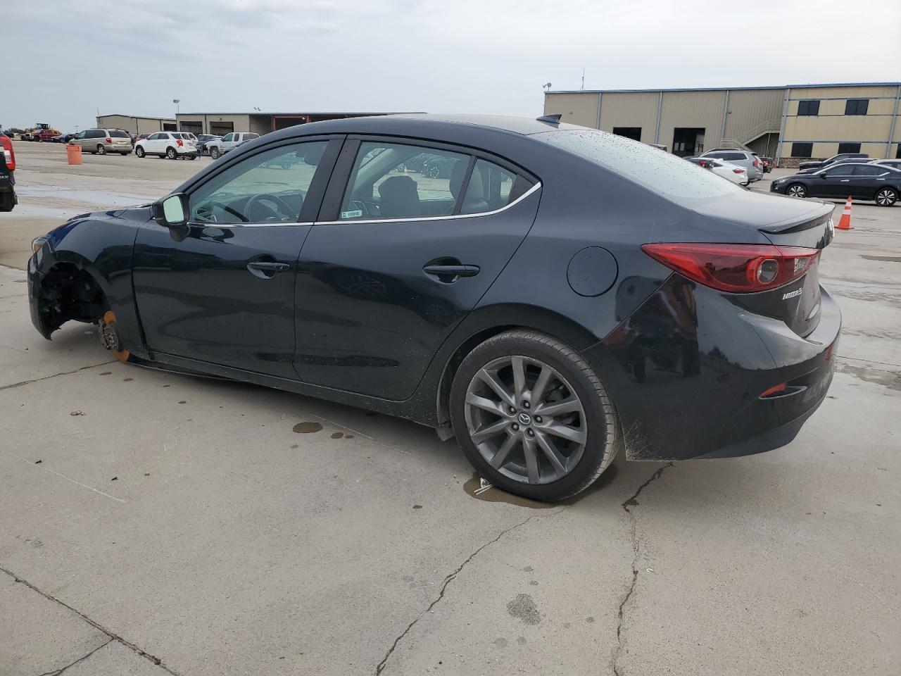 2018 MAZDA 3