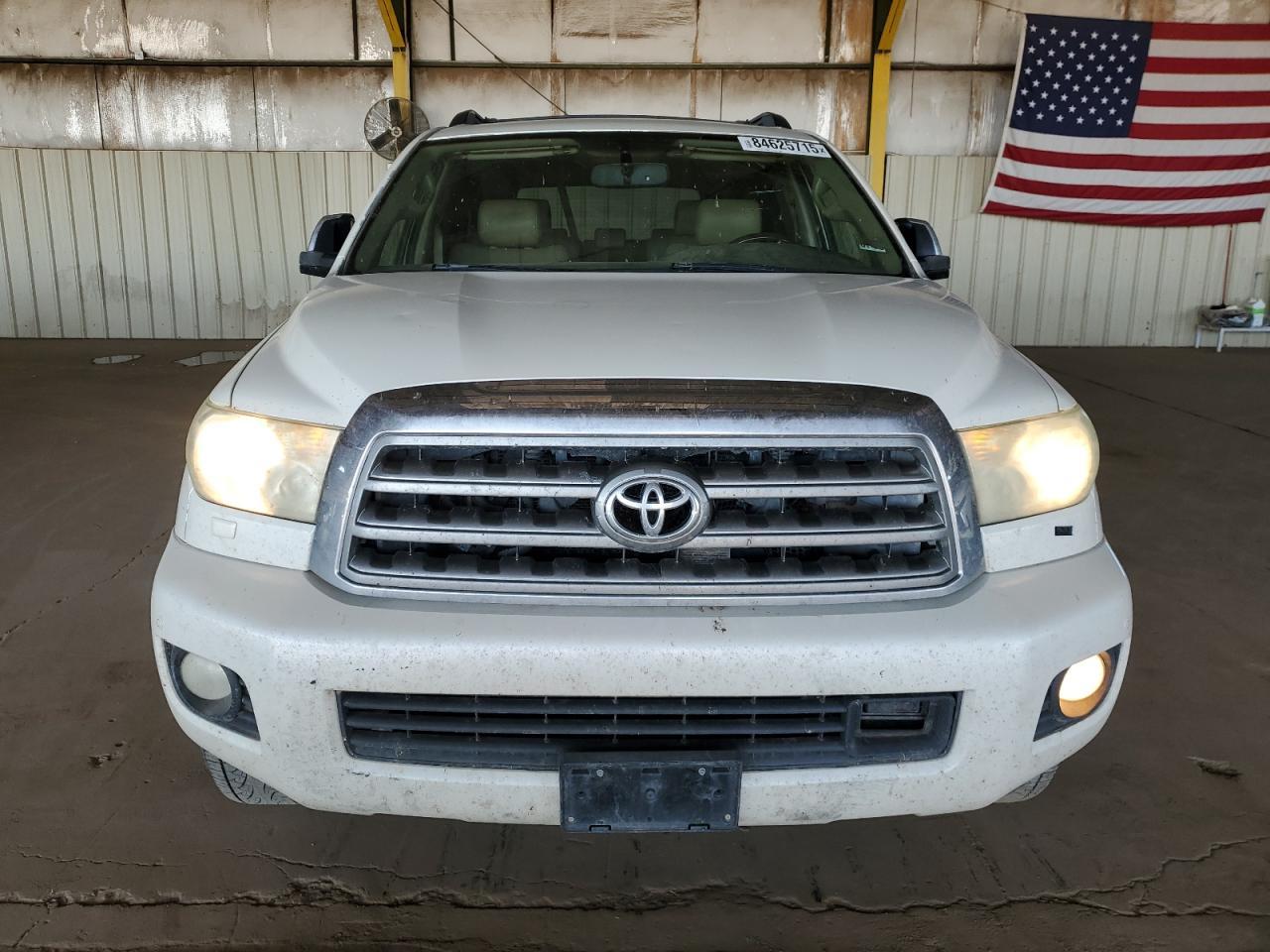 2010 TOYOTA Sequoia