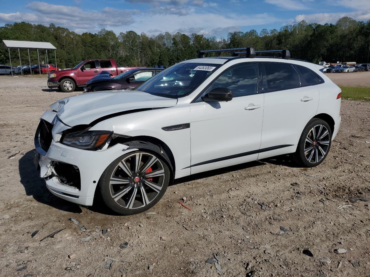 2017 JAGUAR F-Pace