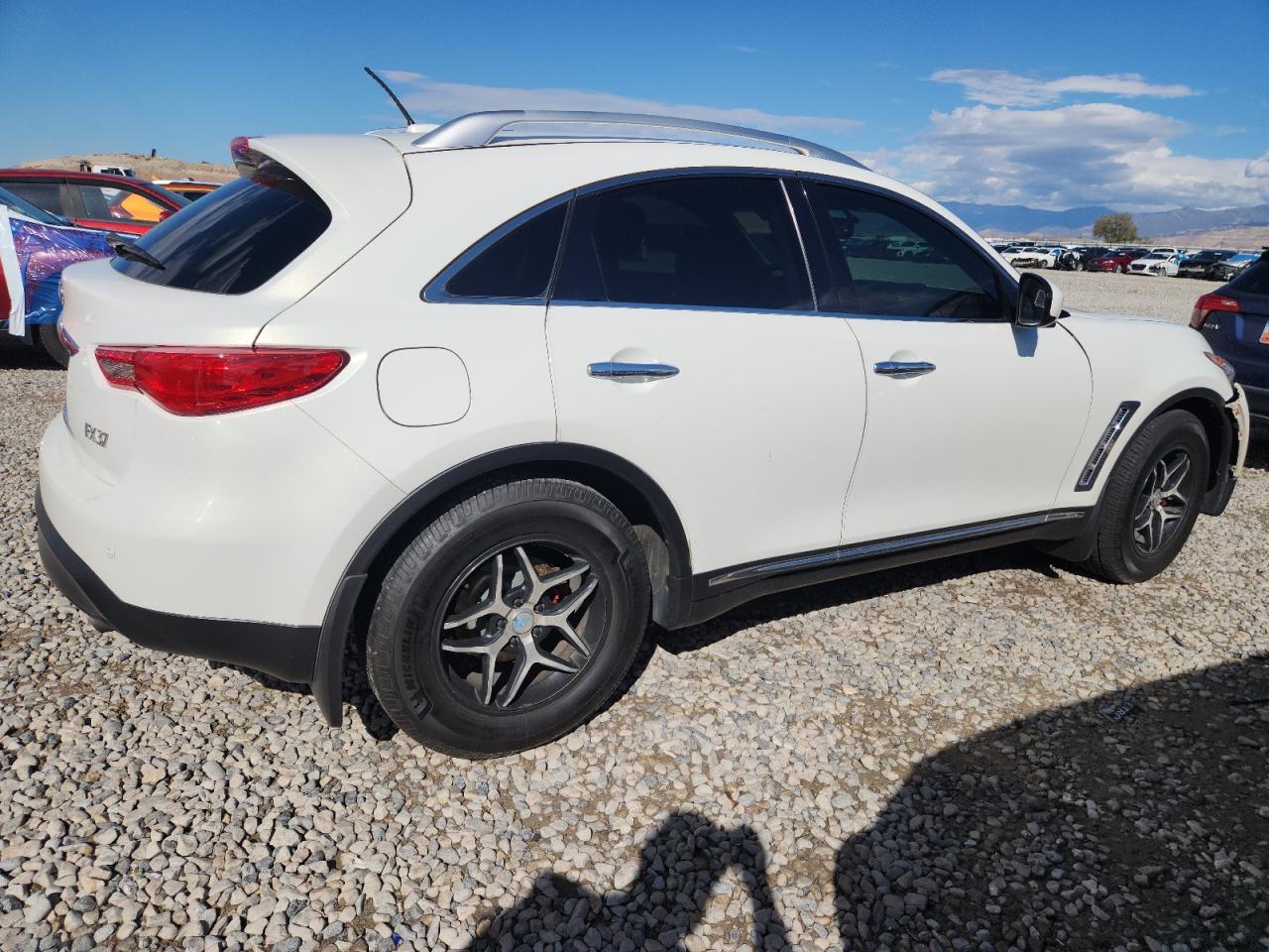 2013 INFINITI FX37
