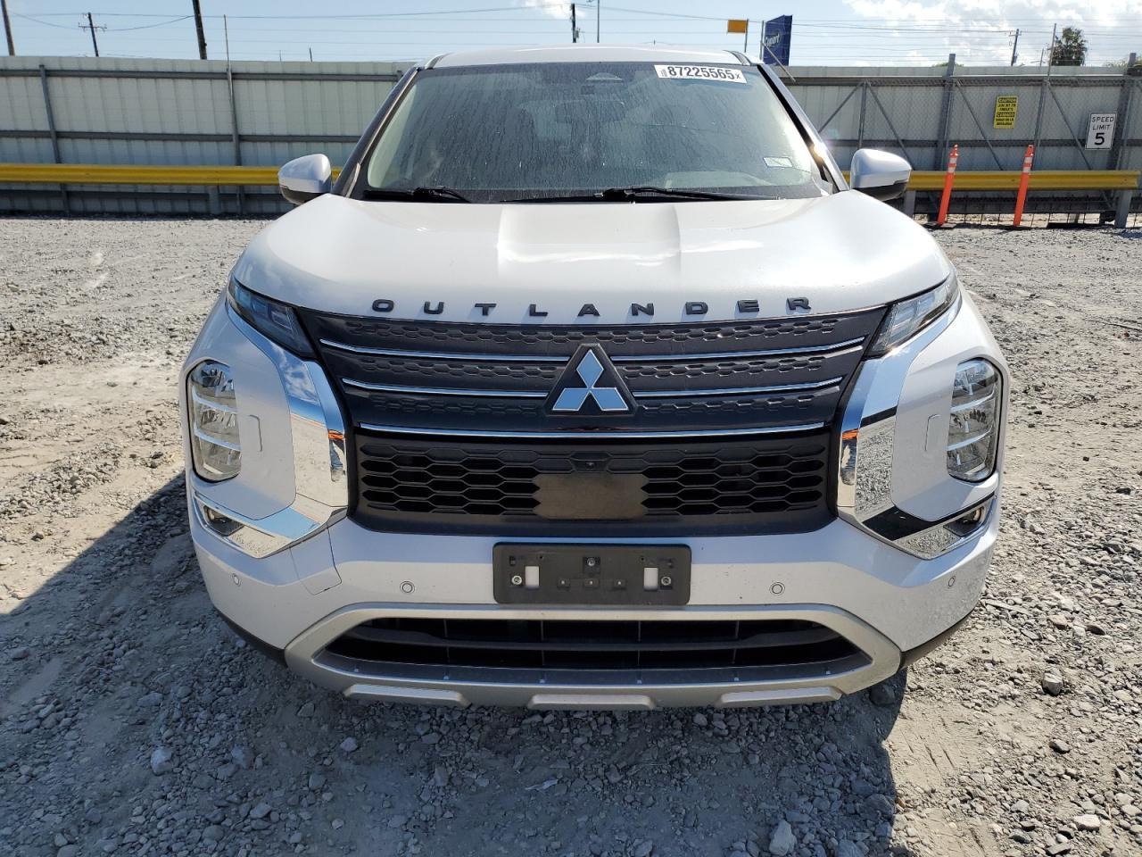 2022 MITSUBISHI outlander