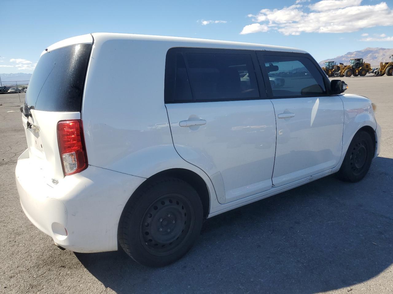 2011 SCION Scion