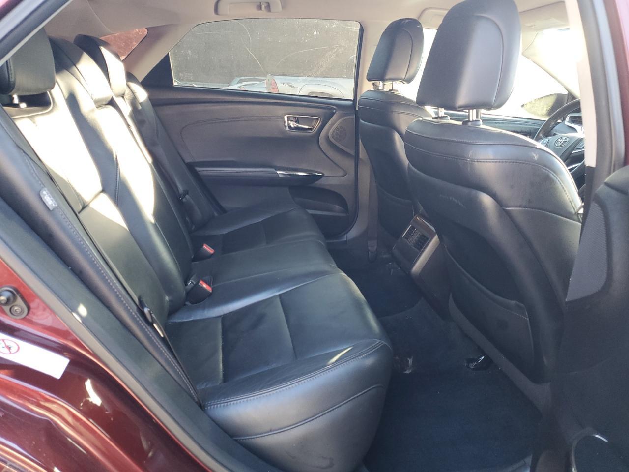 2013 TOYOTA Avalon