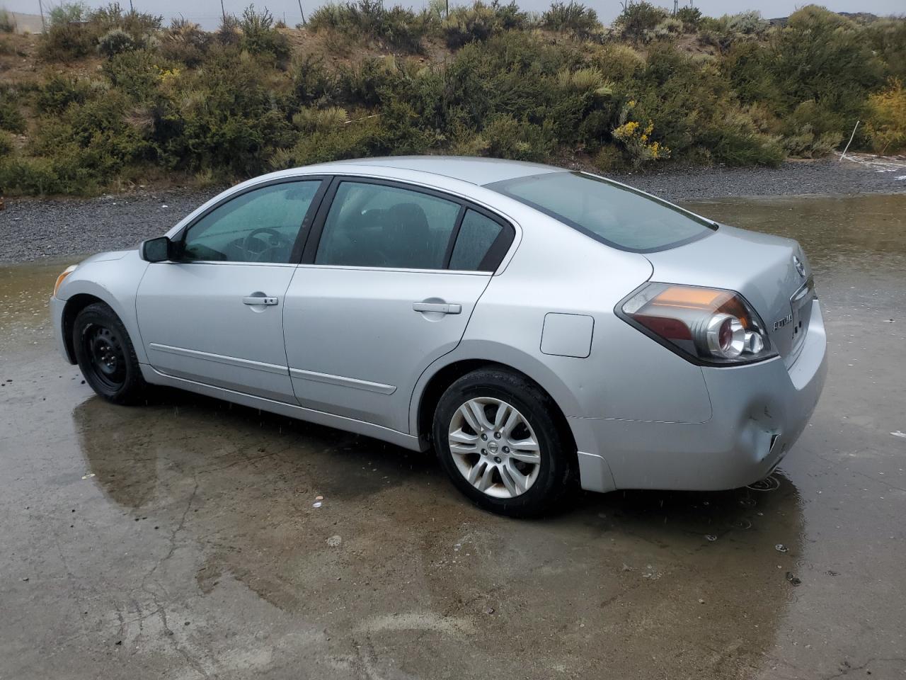 2010 NISSAN ALTIMA