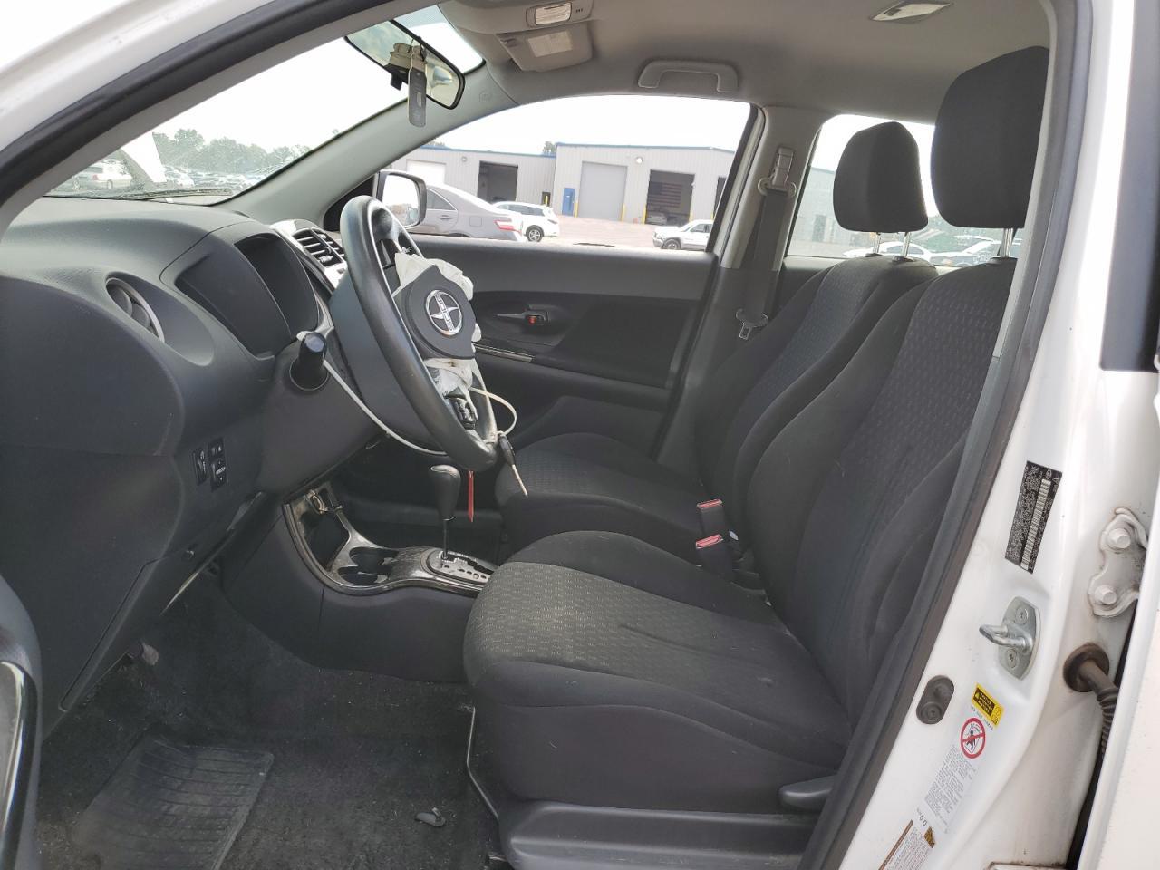 2009 TOYOTA SCION
