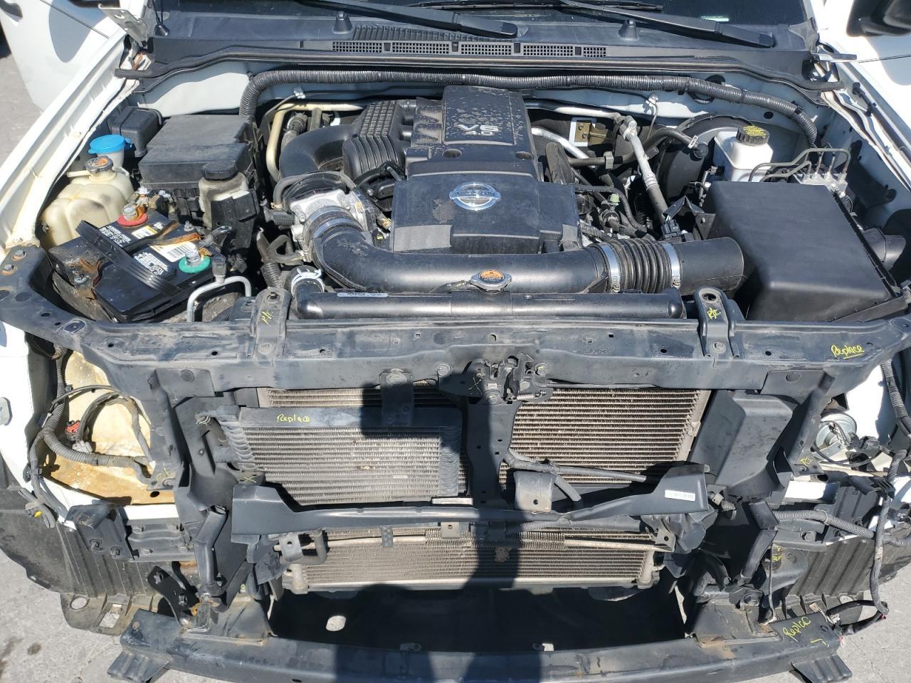 2016 NISSAN Frontier