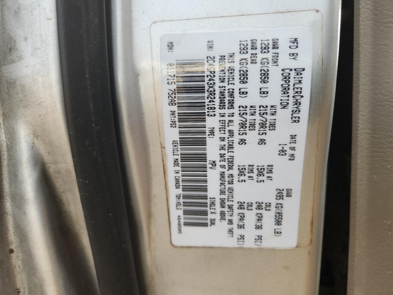 2003 CHRYSLER Town & Country