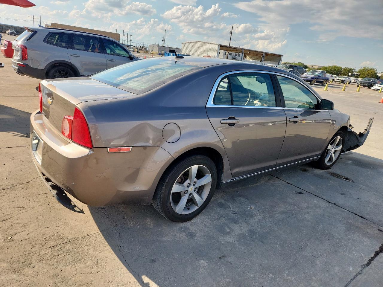 2011 CHEVROLET MALIBU