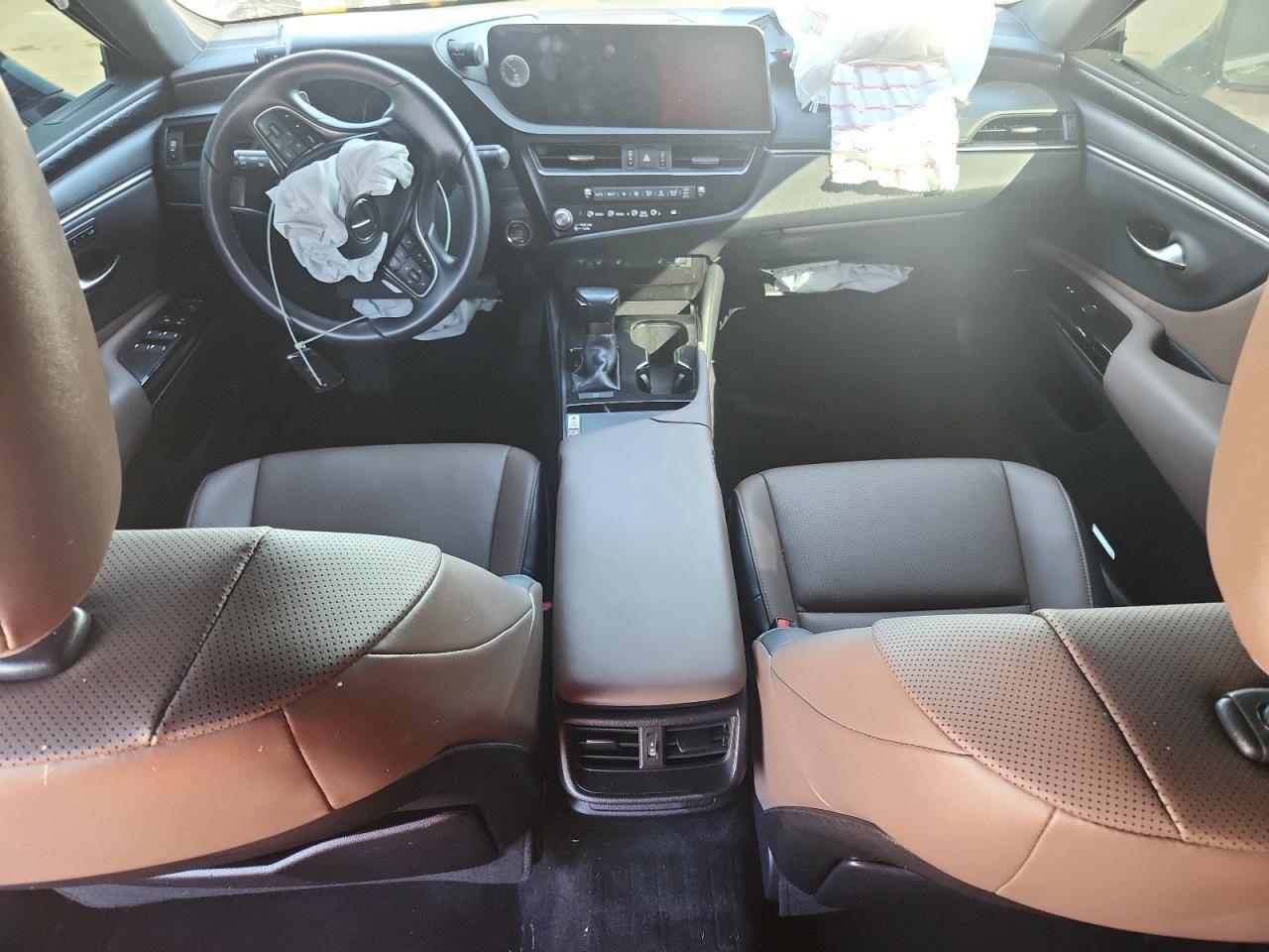 2023 LEXUS Es