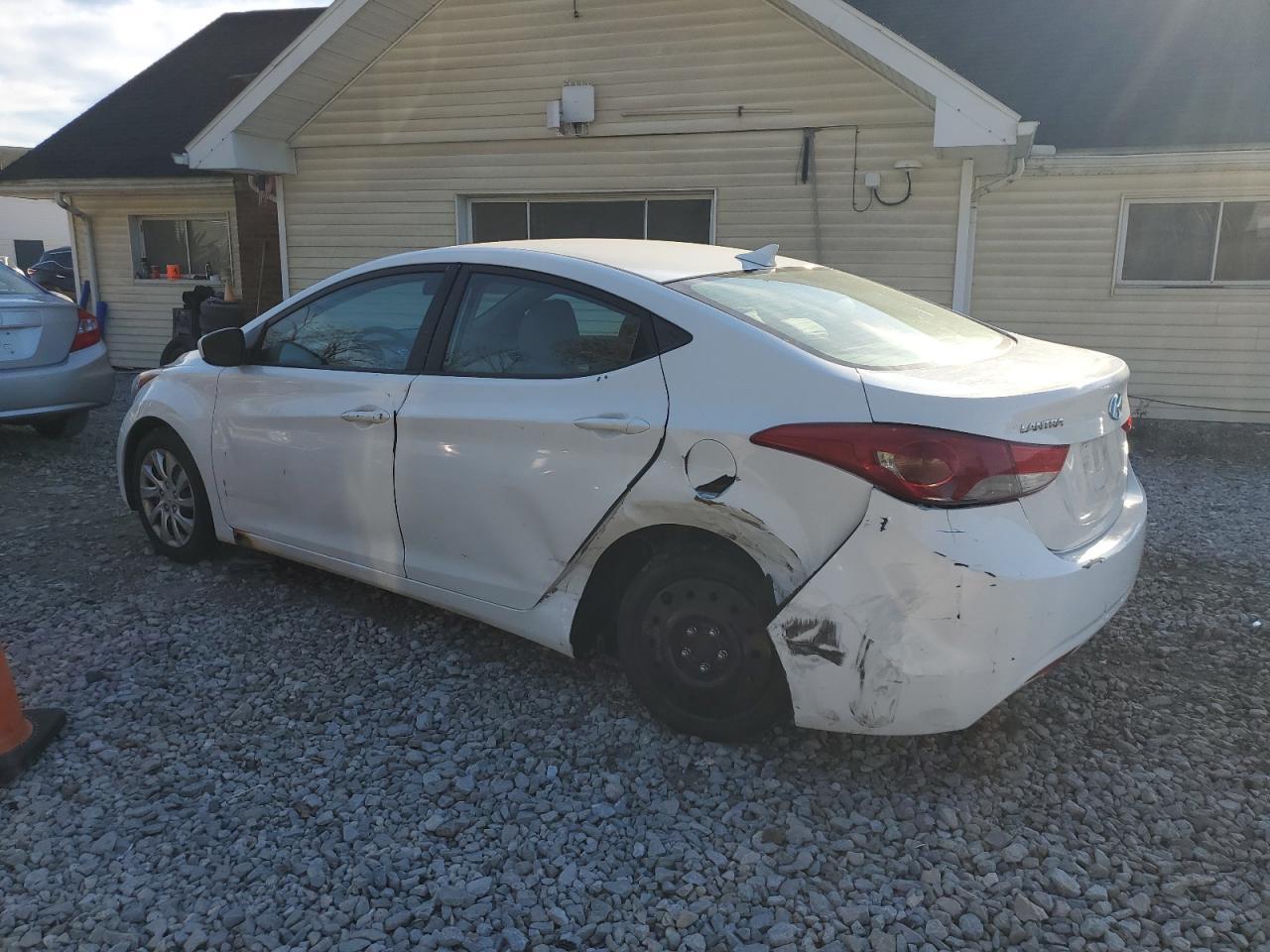 2011 HYUNDAI ELANTRA