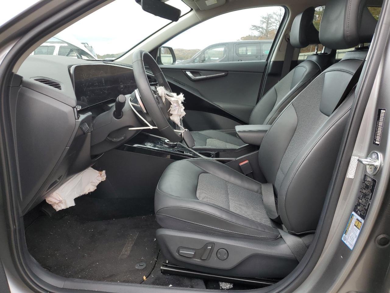2023 KIA Niro