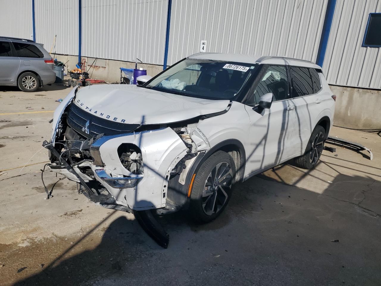 2022 MITSUBISHI outlander