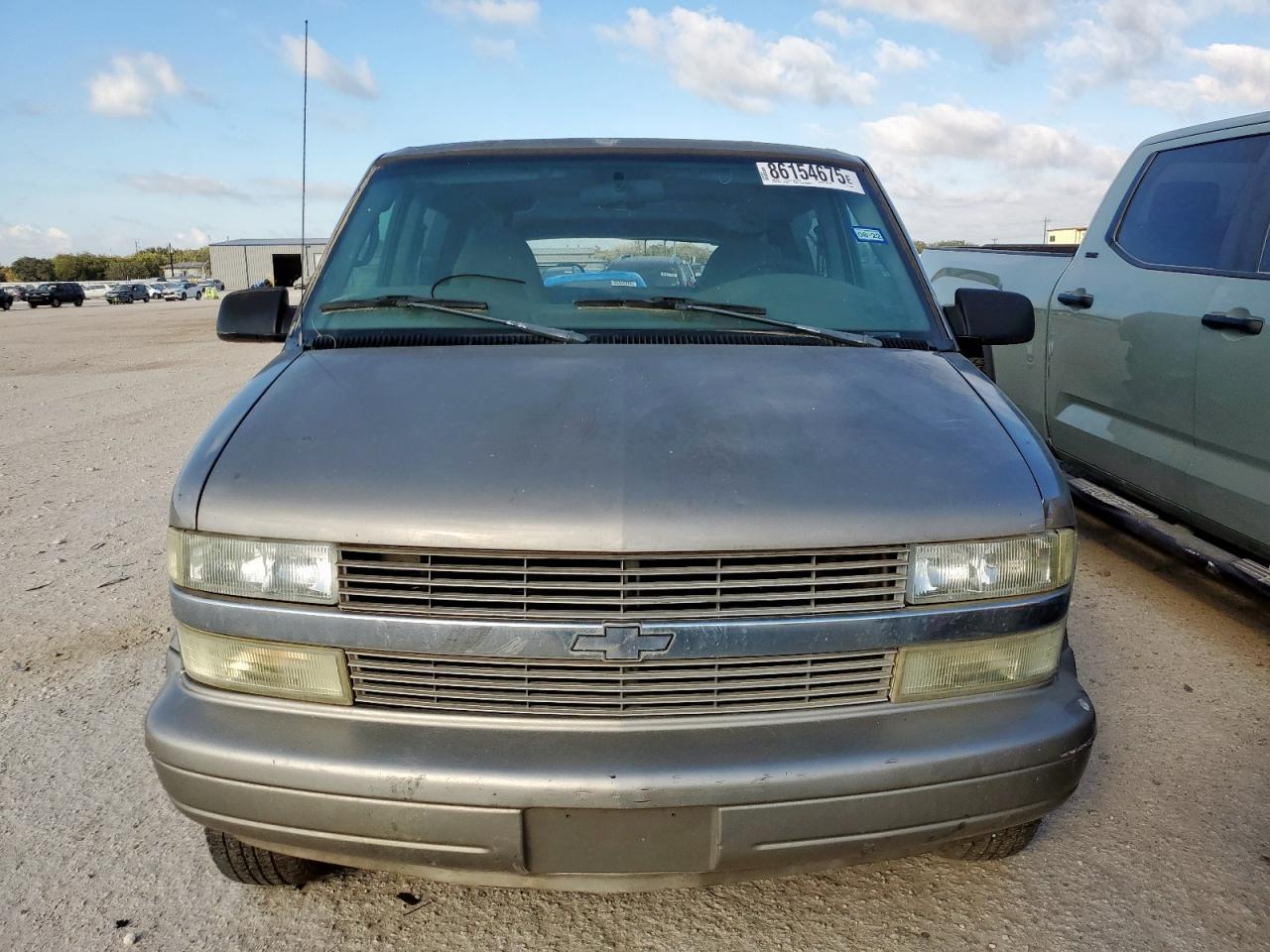 2004 CHEVROLET Astro
