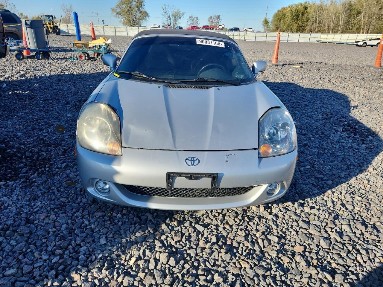 2003 TOYOTA Mr2