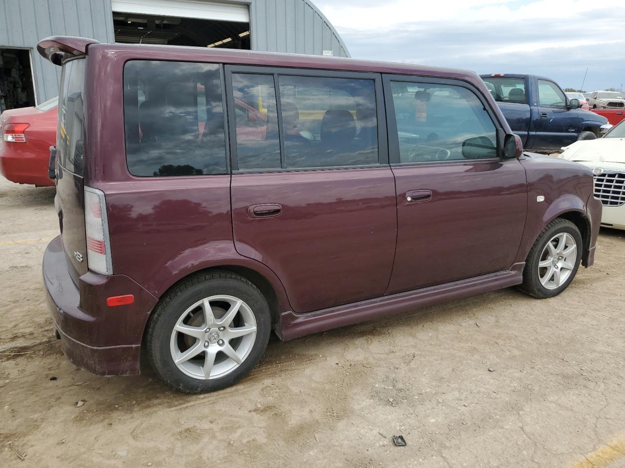 2005 TOYOTA SCION