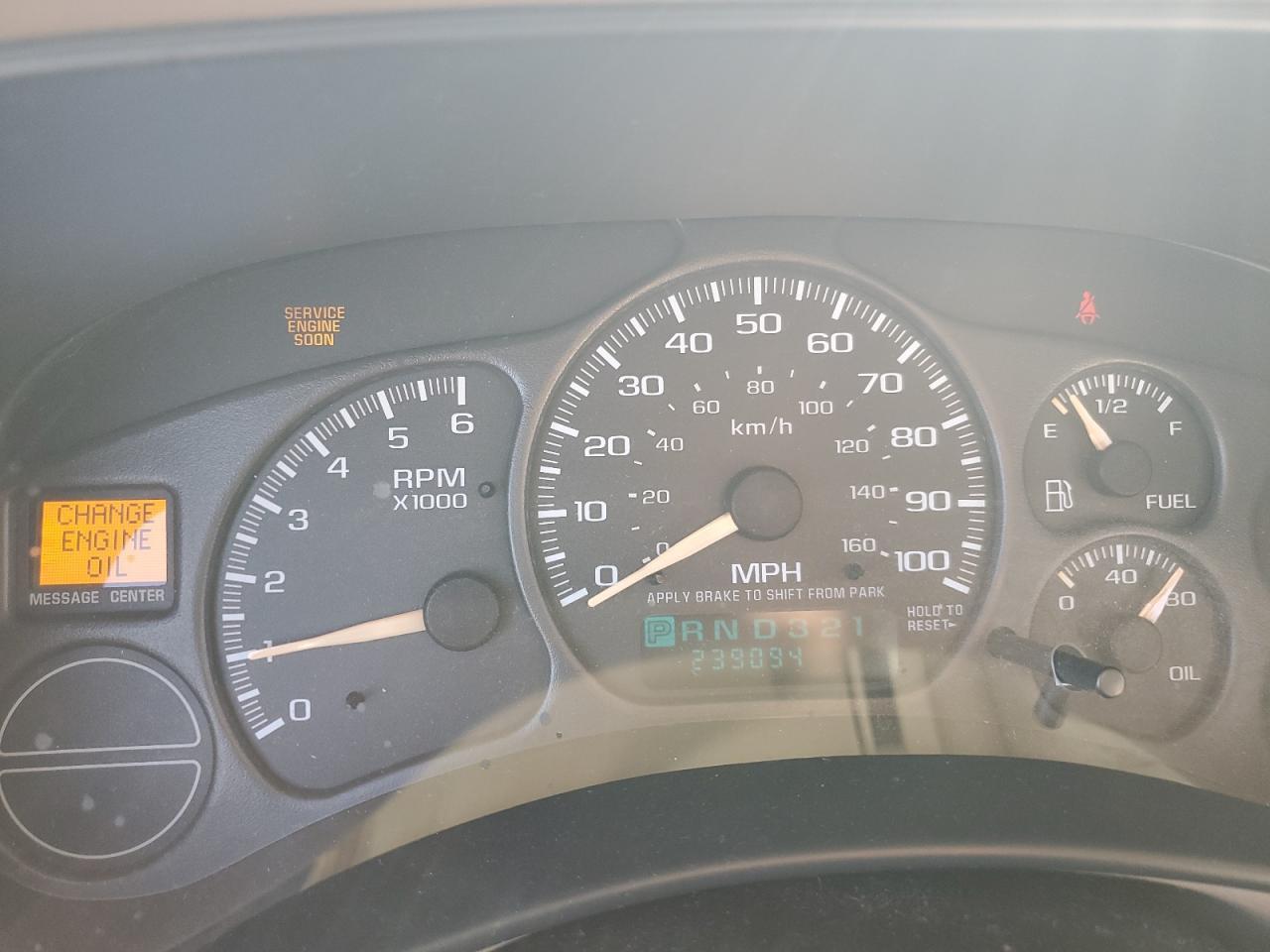 2002 CHEVROLET Tahoe