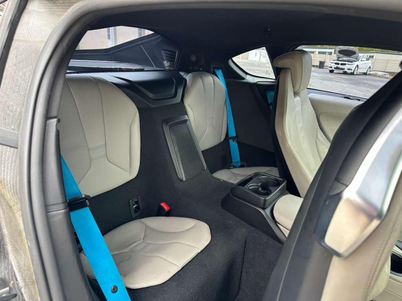 2015 BMW i8