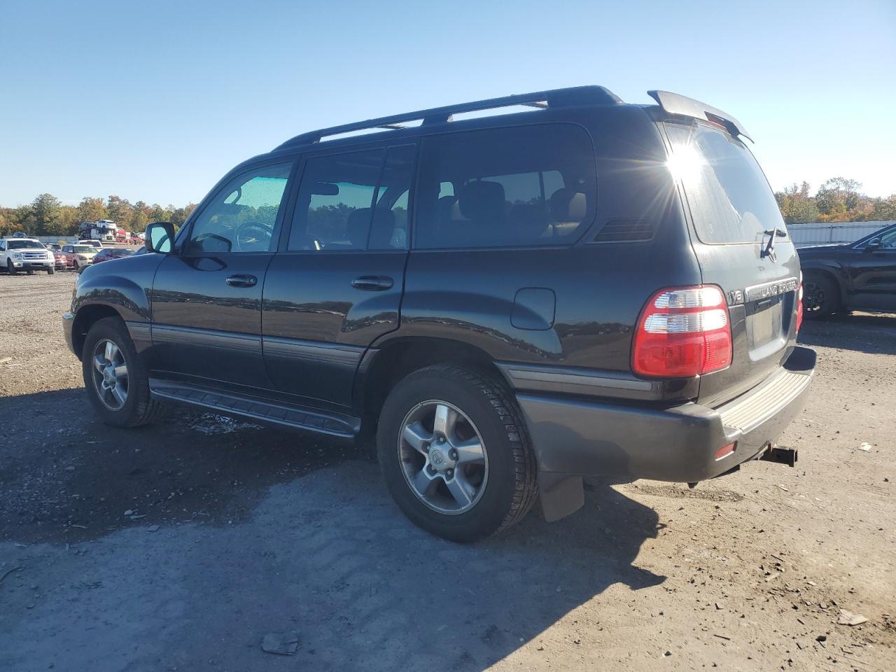 2005 TOYOTA LAND CRUISER
