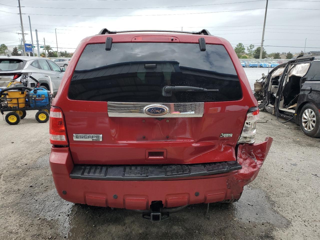 2010 FORD ESCAPE