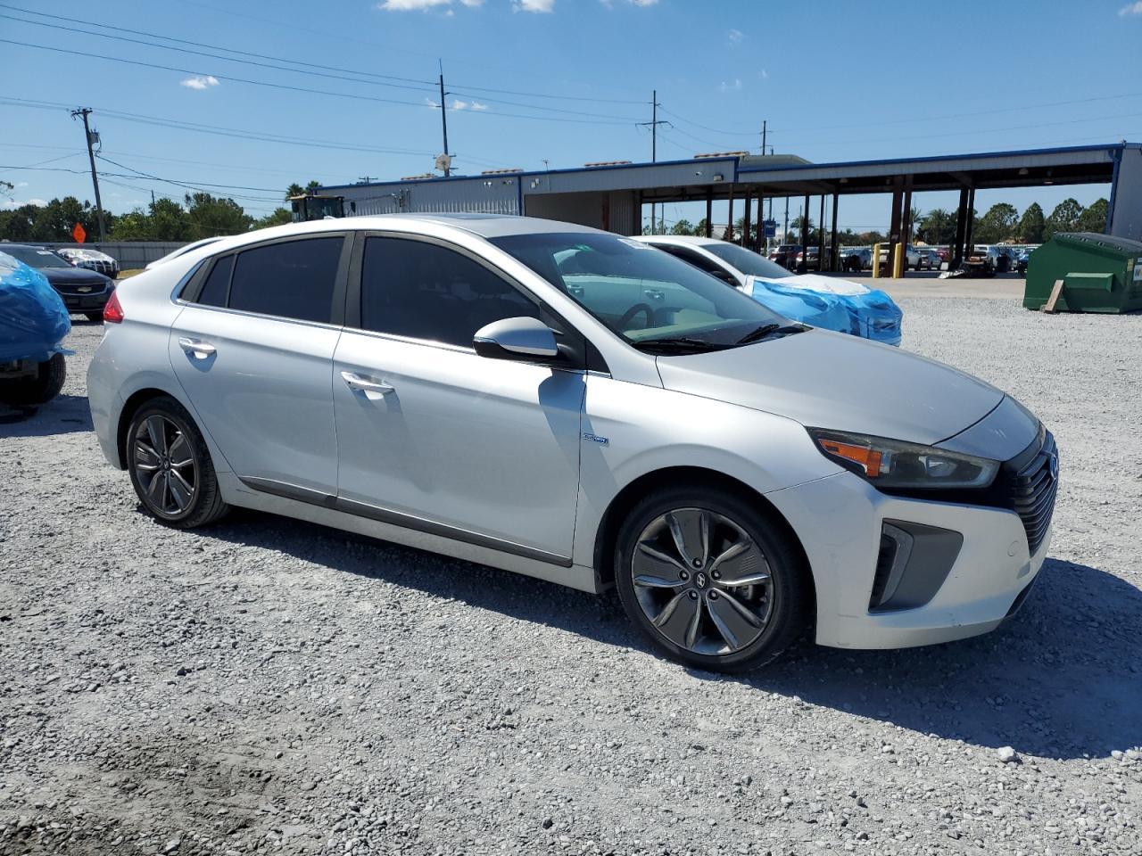 2017 HYUNDAI Ioniq