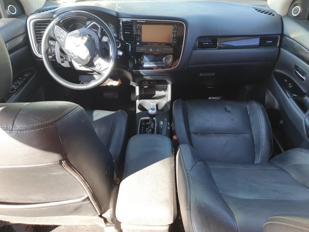 2016 MITSUBISHI outlander